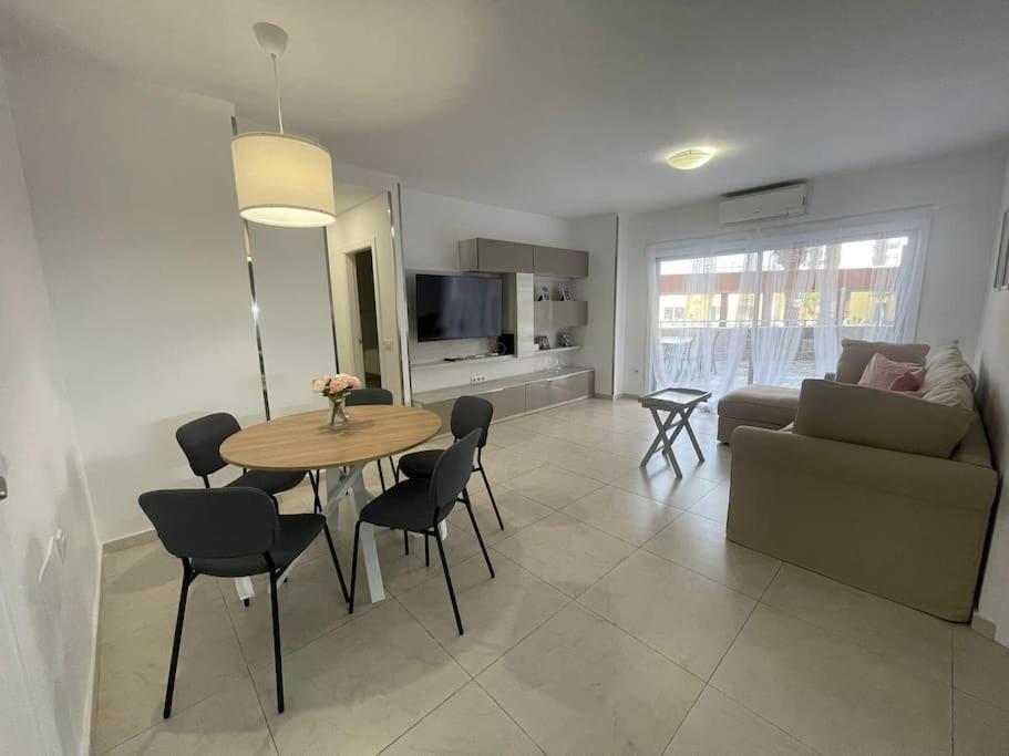 לוס כריסטיאנוס Happy Space Apartment מראה חיצוני תמונה